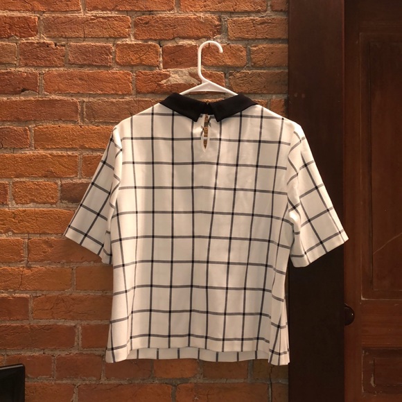 Collared crop - Picture 2 of 3